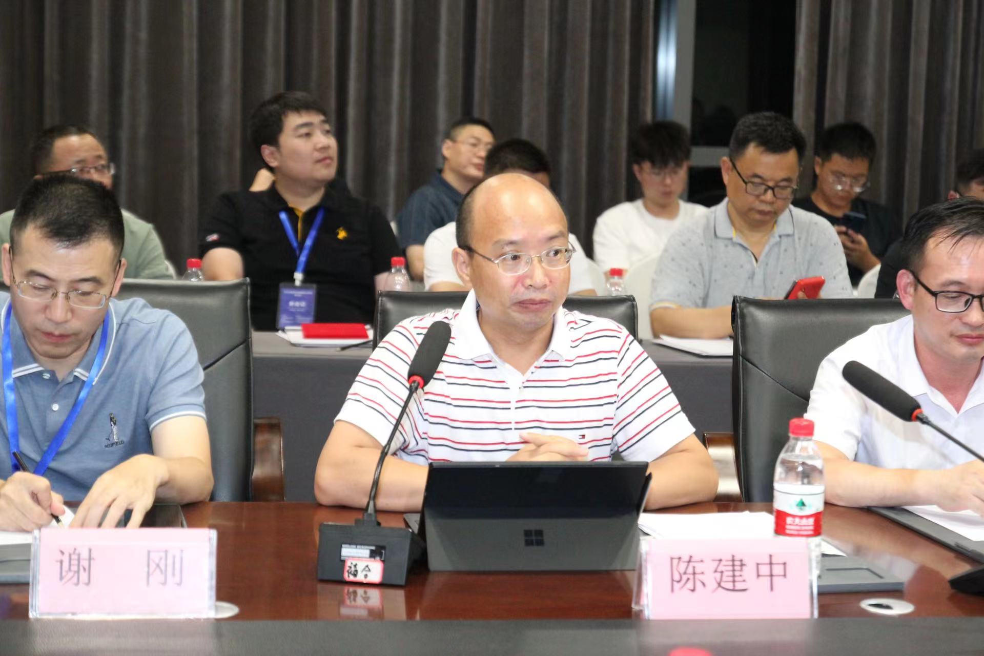 2022年中國(guó)復(fù)合材料工業(yè)協(xié)會(huì)纏繞專業(yè)委員會(huì)工作會(huì)議順利召開(kāi)