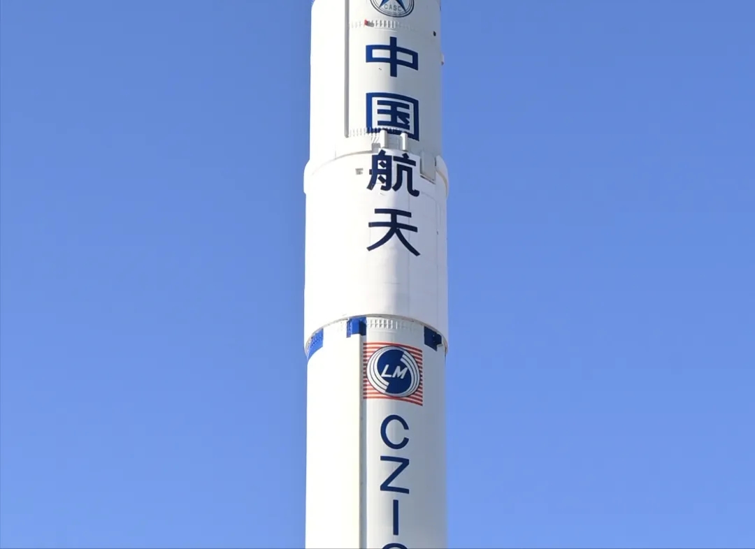 神州沖霄，復材助力！