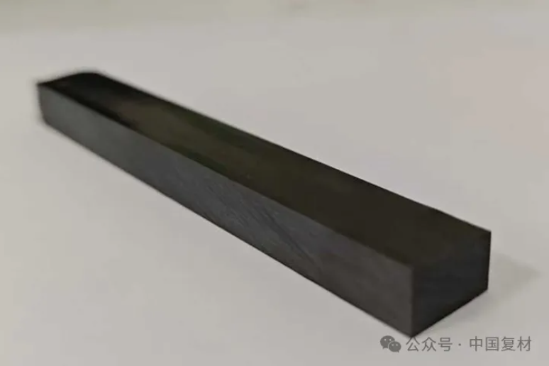 東華大學(xué)民航復(fù)合材料研究中心取得熱塑性復(fù)合材料成型技術(shù)新突破